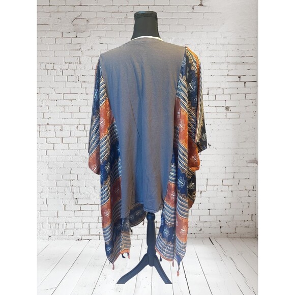 One Size plus size Boho Upcycled Star Wars Tshirt Poncho - Picture 2 of 2